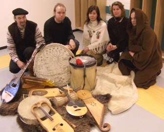 Ancient Bear Cult soittimineen
